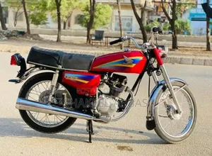 Photo - Honda 2005 Red