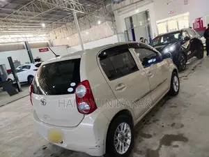 Toyota Passo 1.0 FWD 2011 Beige