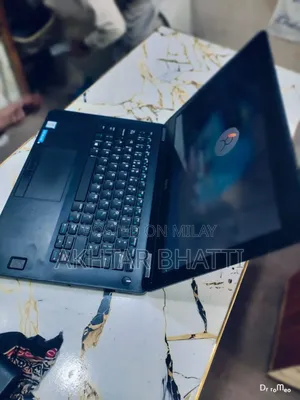 Photo - Laptop Dell Latitude 7280 8GB Intel Core Ultra 5 SSD 250GB