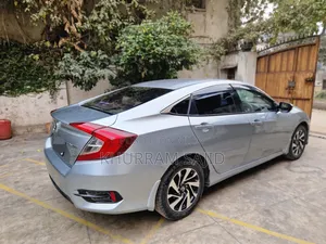 Honda Civic EX 4dr Sedan (2.0L 4cyl) 2017 Silver