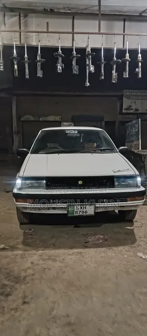 Toyota Corolla 1.3 1986 White