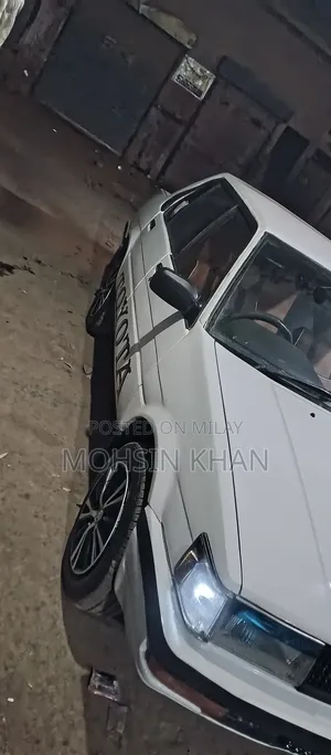 Toyota Corolla 1.3 1986 White