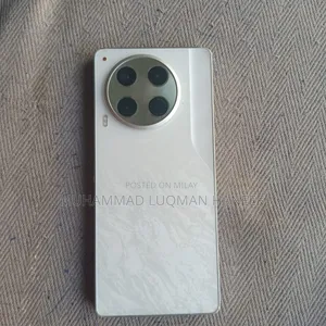 Tecno Camon 30 256 GB White