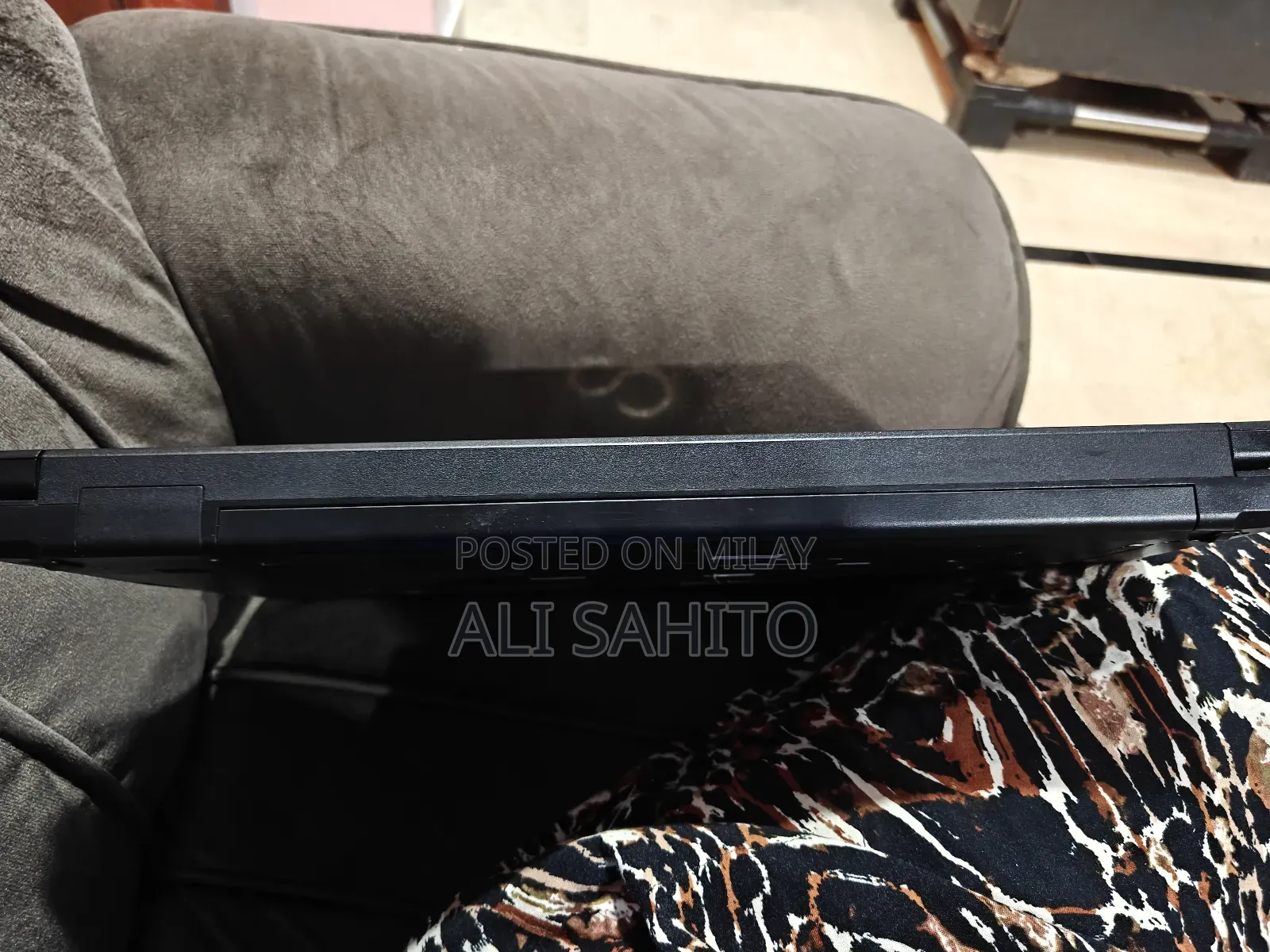 Laptop Fujitsu Lifebook E556 8GB Intel Core I5 SSD 256GB