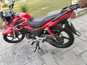 Photo - Honda CB 2020 Red