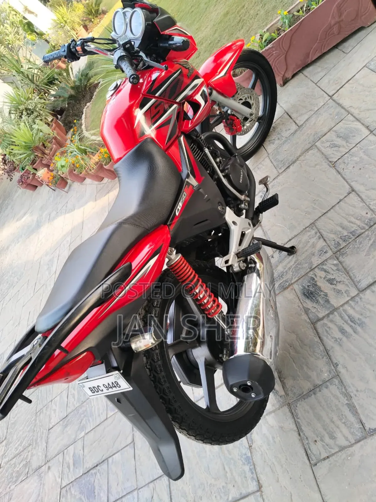 Honda CB 2020 Red
