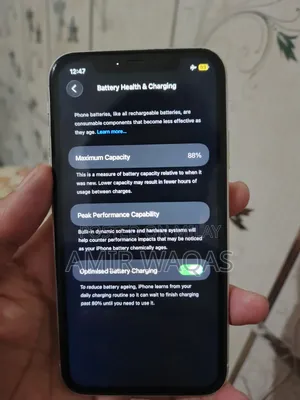 Apple iPhone 11 64 GB White