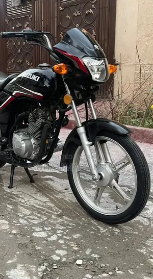 Photo - Suzuki Bike 2021 Black