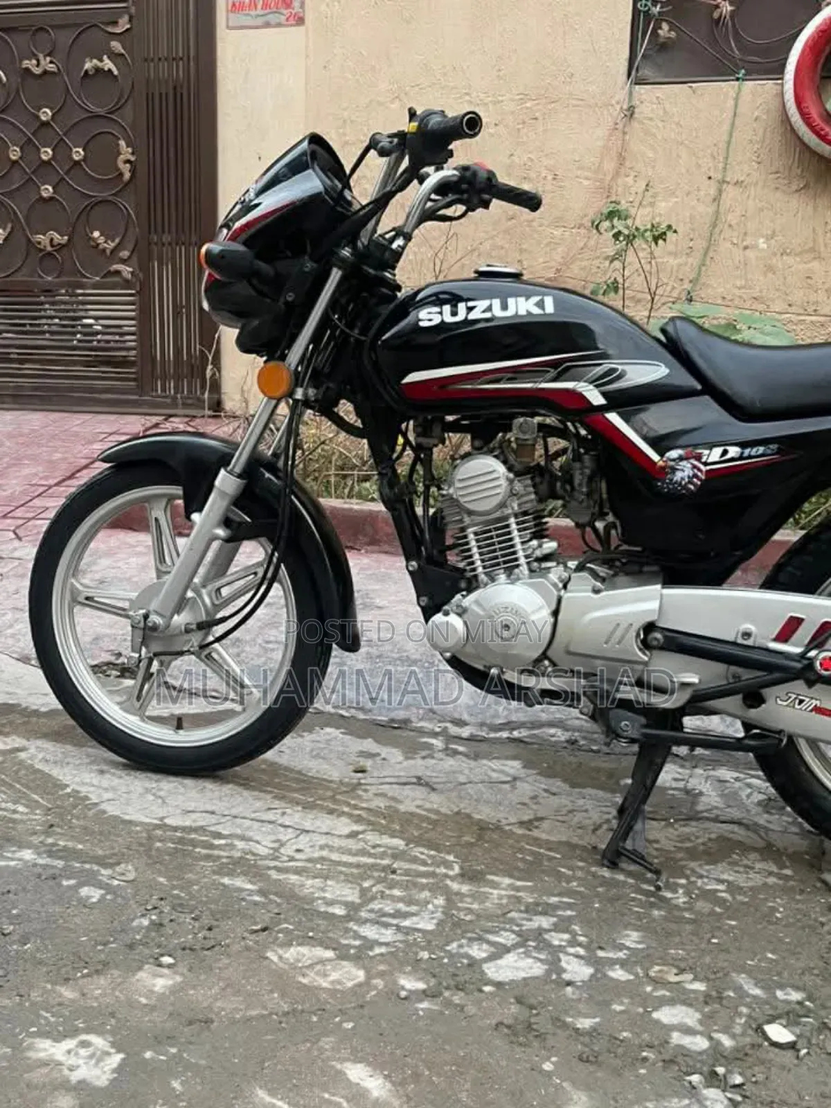 Suzuki Bike 2021 Black