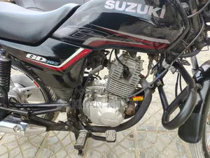 Suzuki 2021 Black