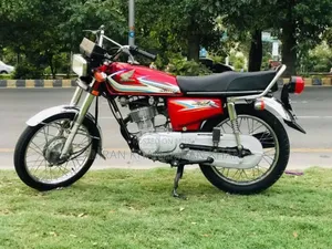 Photo - New Honda 2016 Red