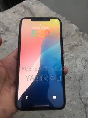 Apple iPhone 11 Pro Max 64 GB Green