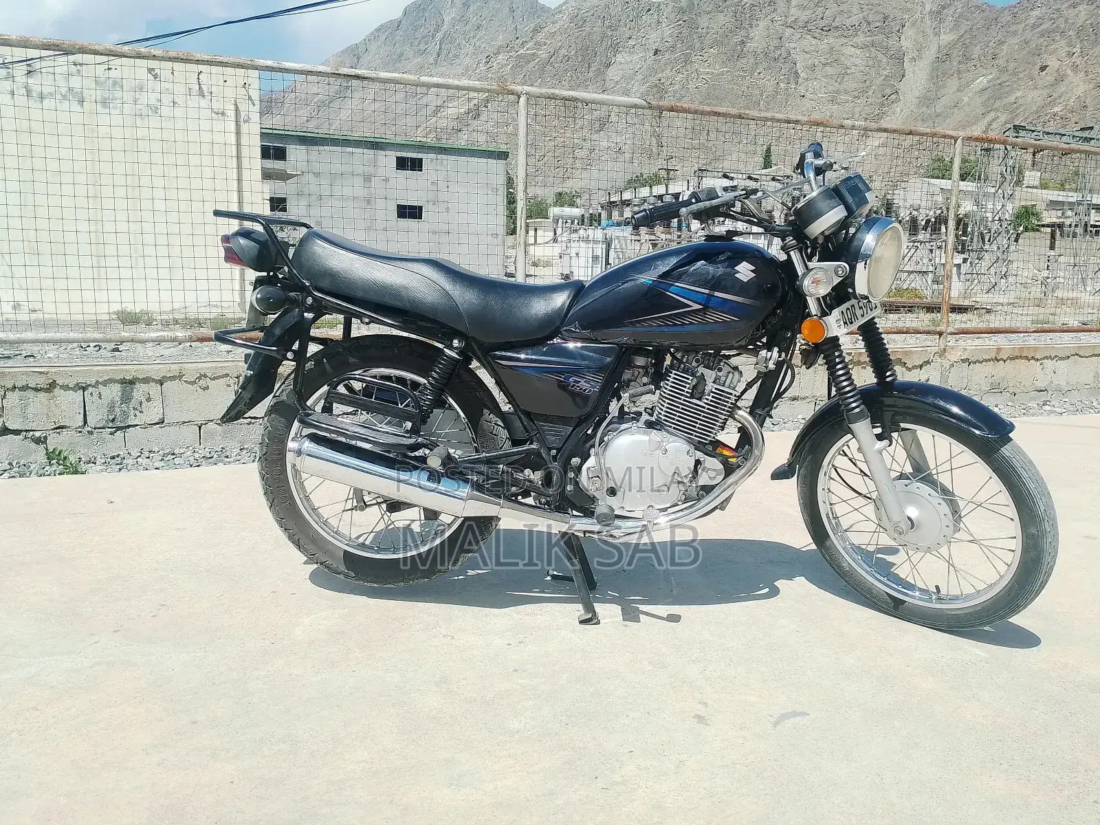 Suzuki GS 2023 Black