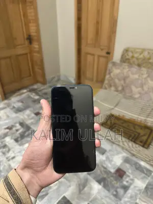 Apple iPhone 12 64 GB Black