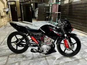 New Yamaha YBR 2024 Black