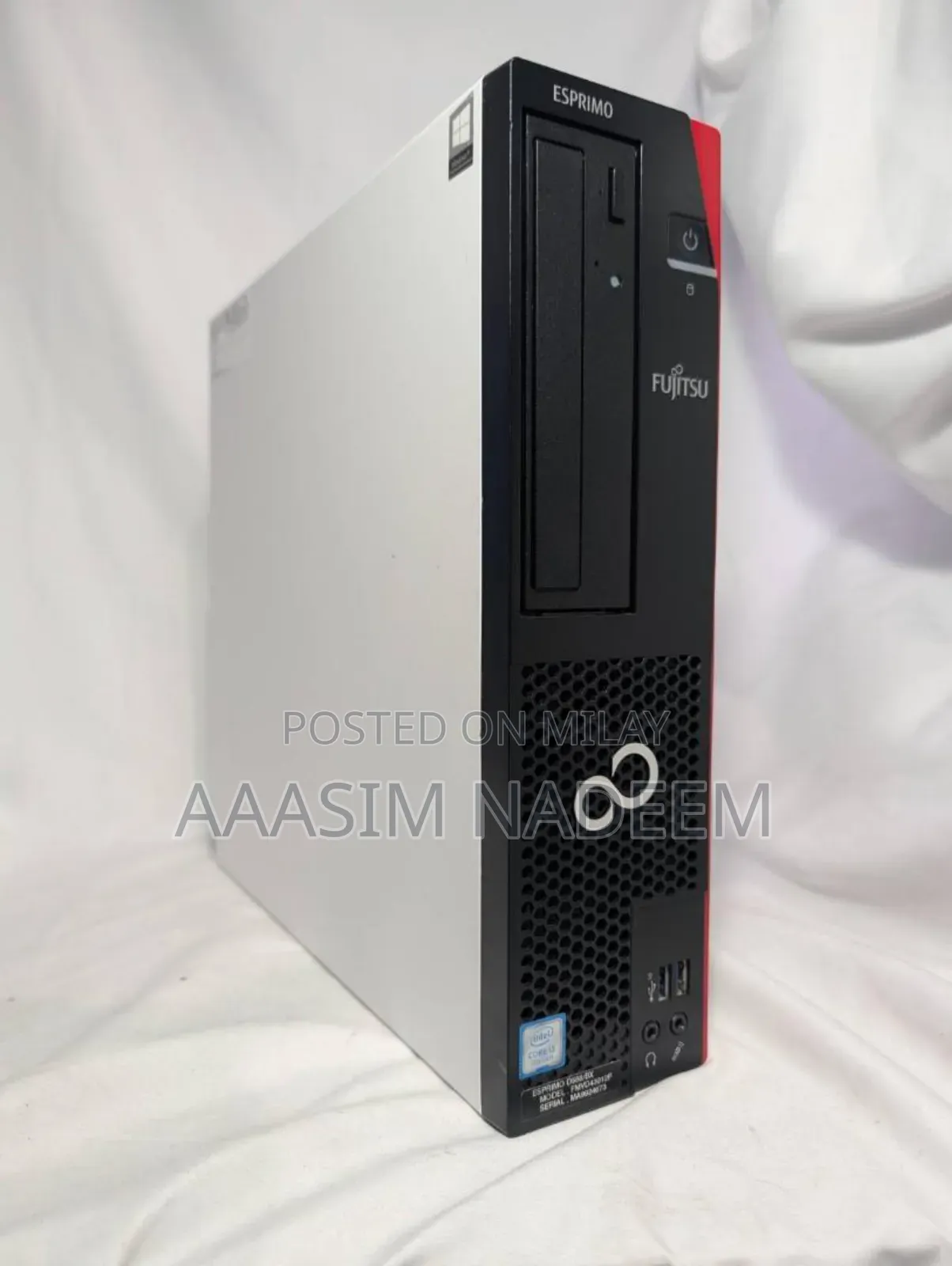 Desktop Computer Fujitsu Esprimo D738 8GB Intel Core I3 HDD 500GB