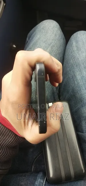 New Apple iPhone 12 64 GB Blue