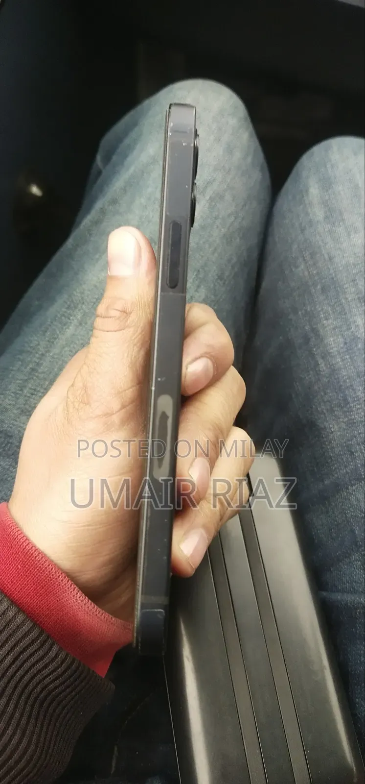 New Apple iPhone 12 64 GB Blue