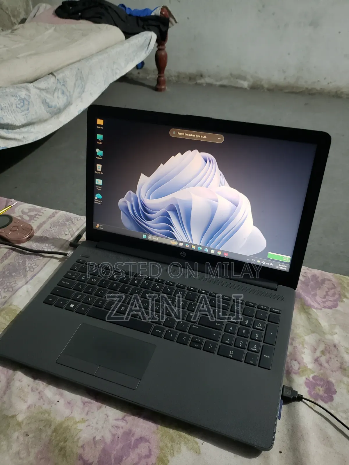 New Laptop HP 250 G7 16GB AMD SSD 256GB