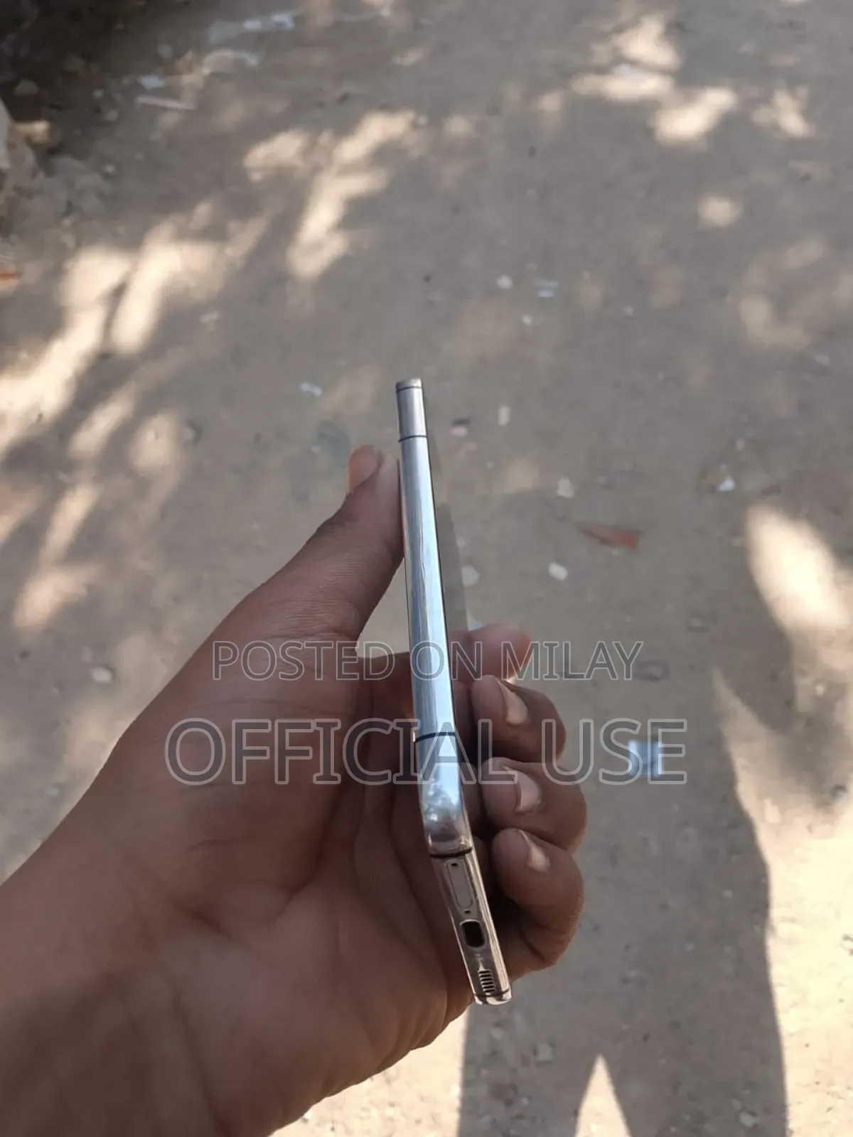 Samsung Galaxy S22 5G 128 GB White