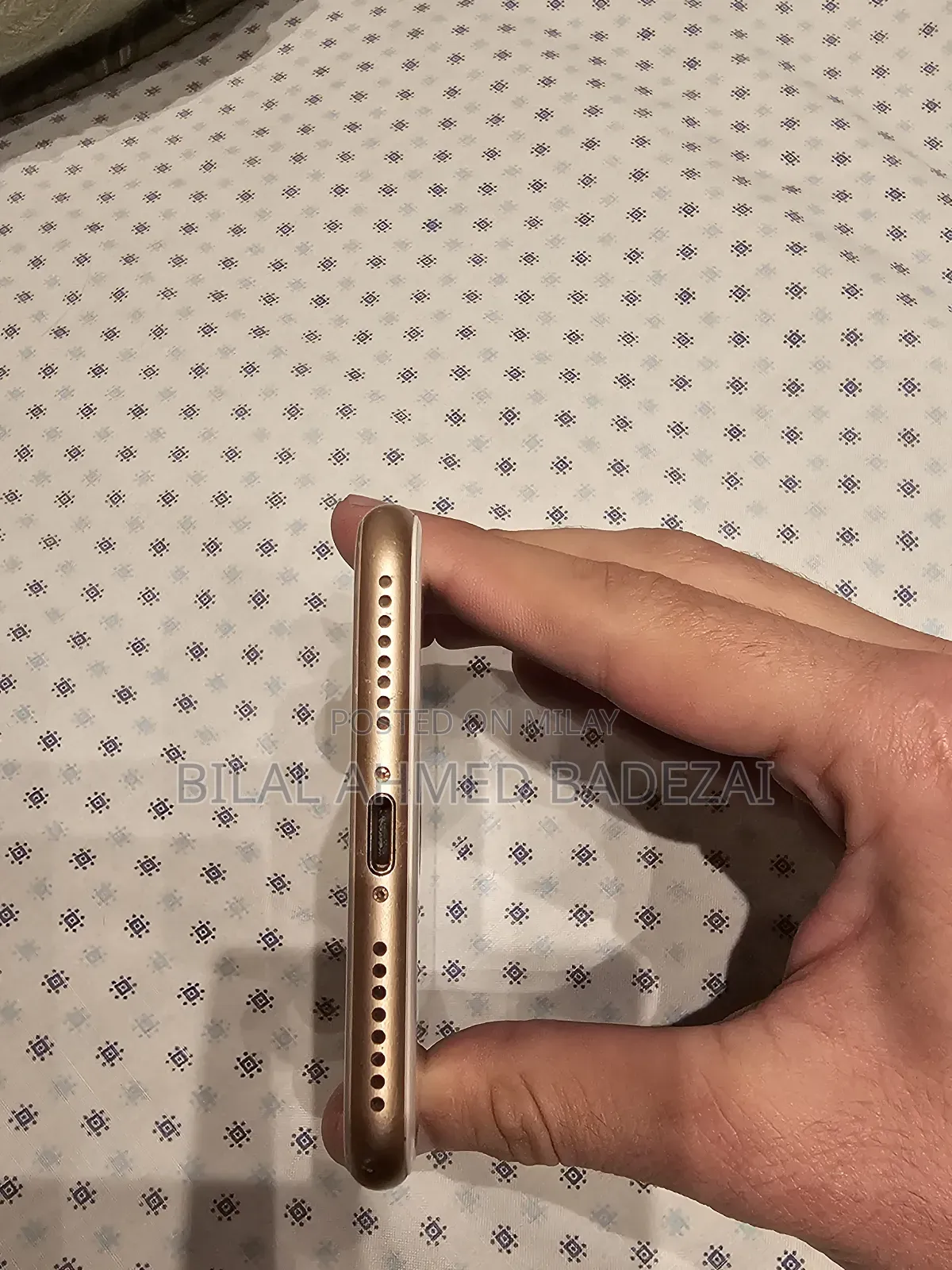 New Apple iPhone 8 Plus 64 GB Gold