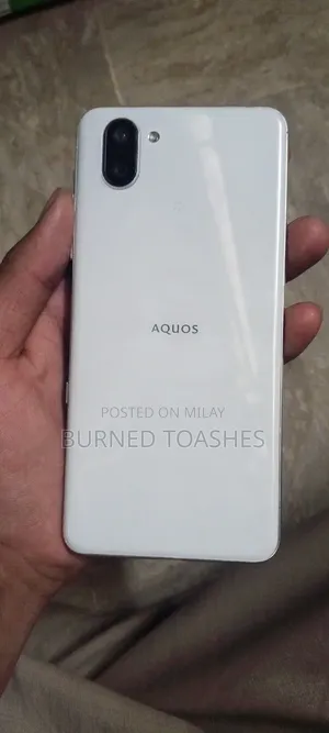 New Sharp Aquos R3 128 GB White