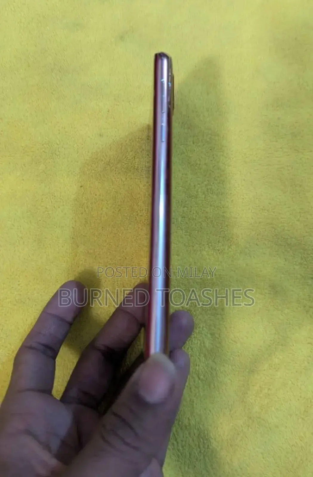 Sharp Aquos R2 64 GB Red