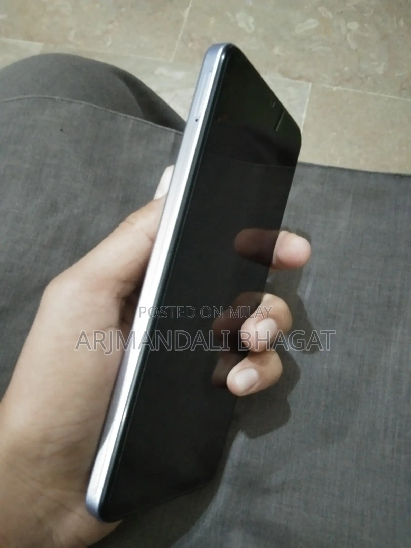 Mobile Phone 128 GB Silver