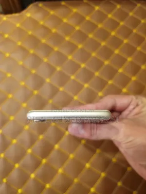 New Apple iPhone 7 32 GB Silver