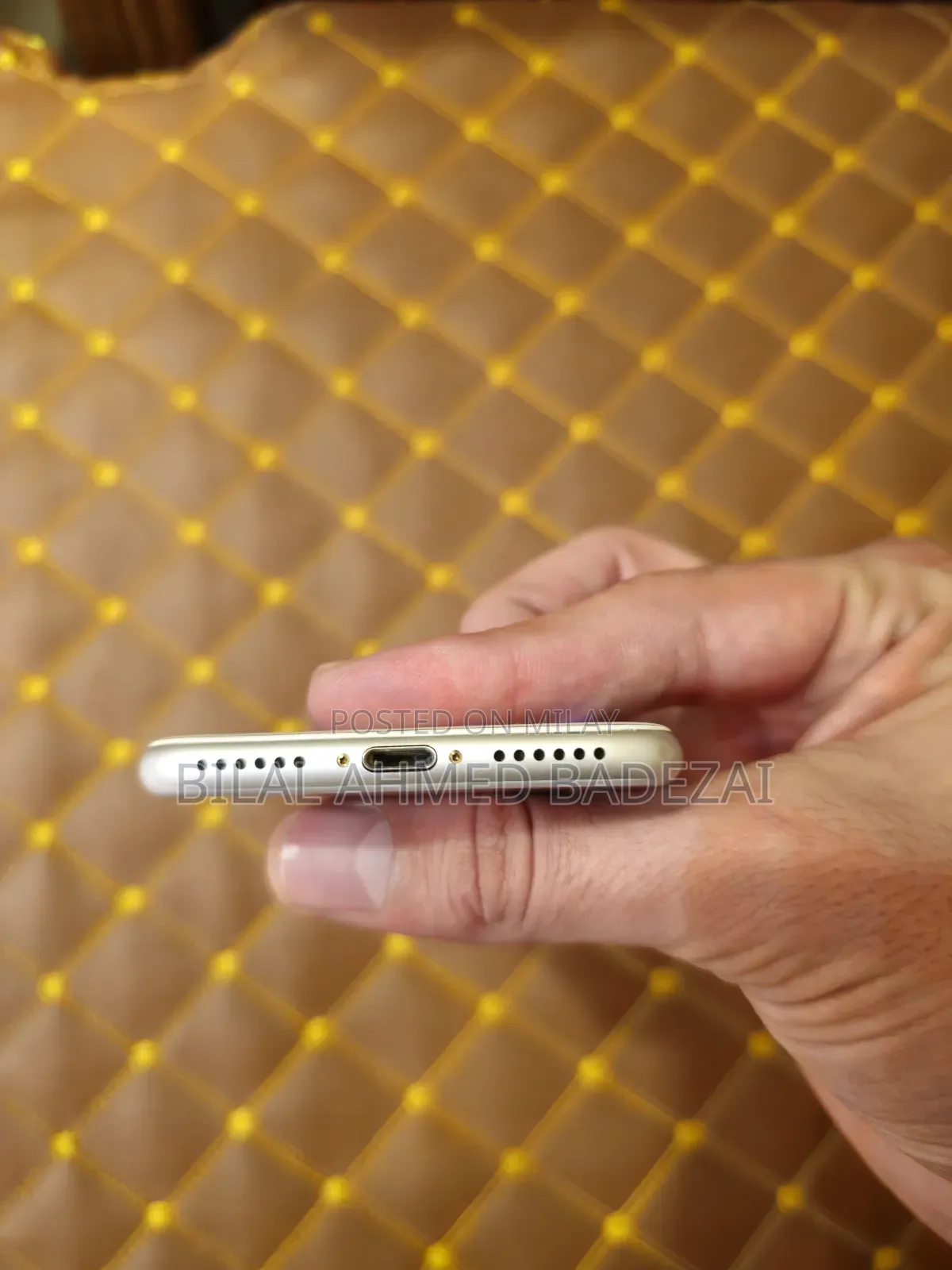 New Apple iPhone 7 32 GB Silver