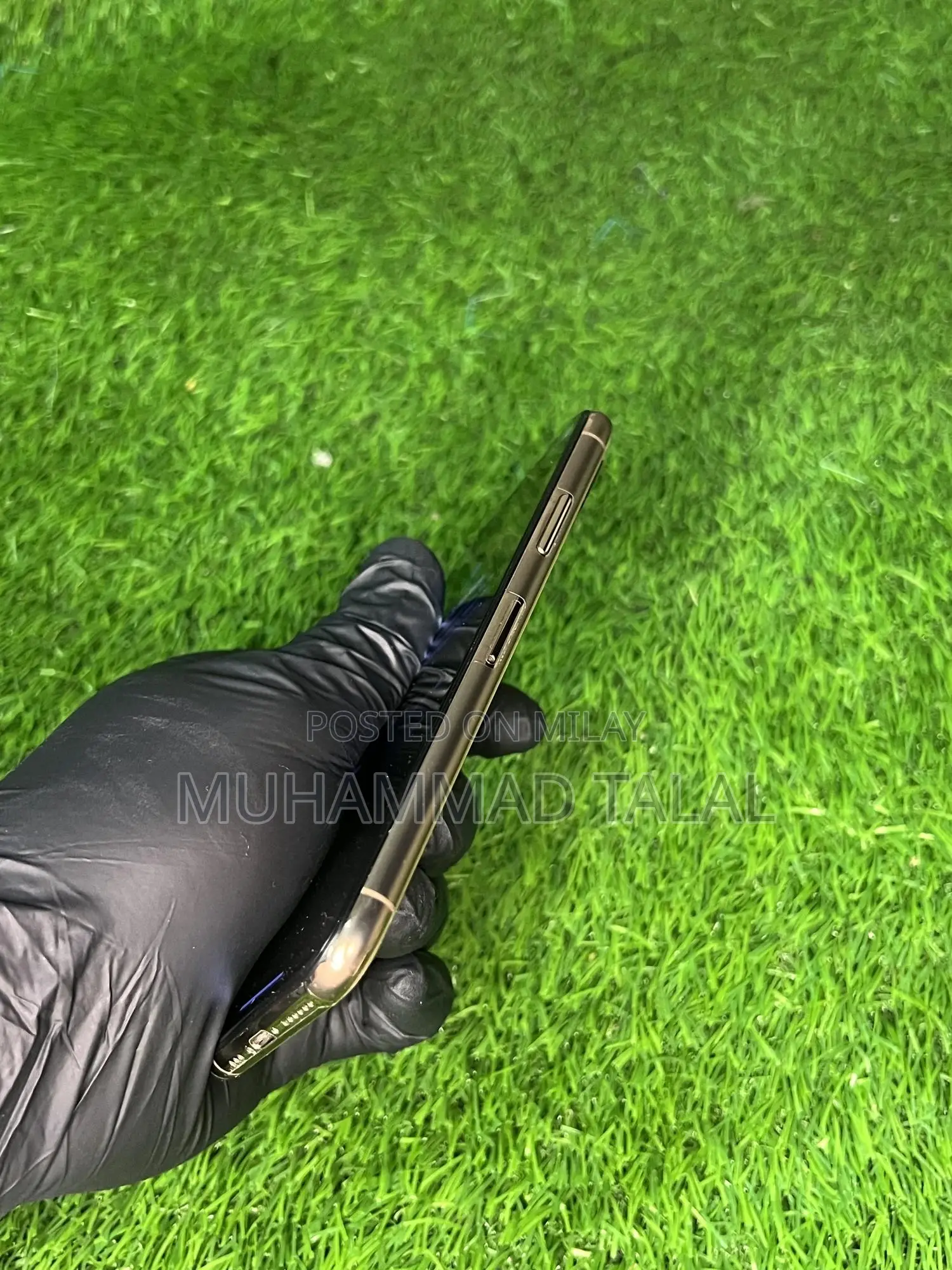 New Apple iPhone XS 256 GB Gold