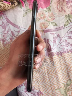 New Apple iPhone 7 Plus 128 GB Black