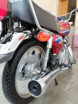 New Honda CB 2009 Red