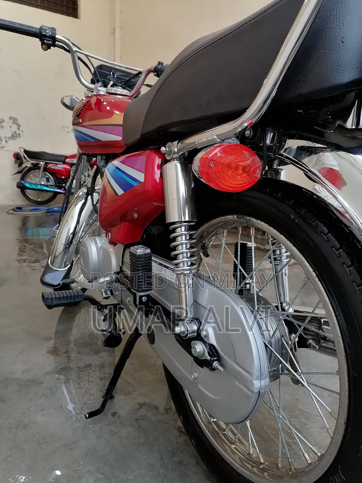 New Honda CB 2009 Red