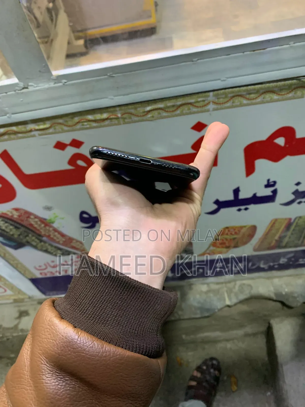 New Apple iPhone 11 Pro Max 64 GB Black