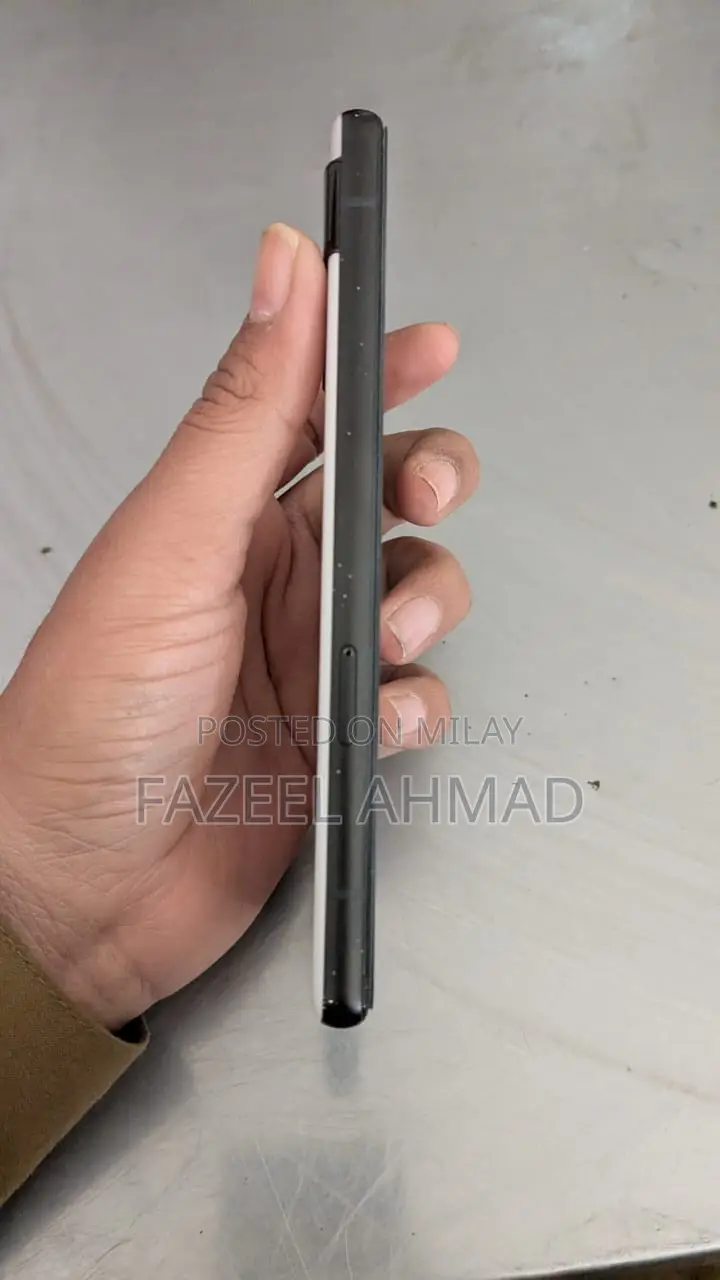 Google Pixel 6a 128 GB White