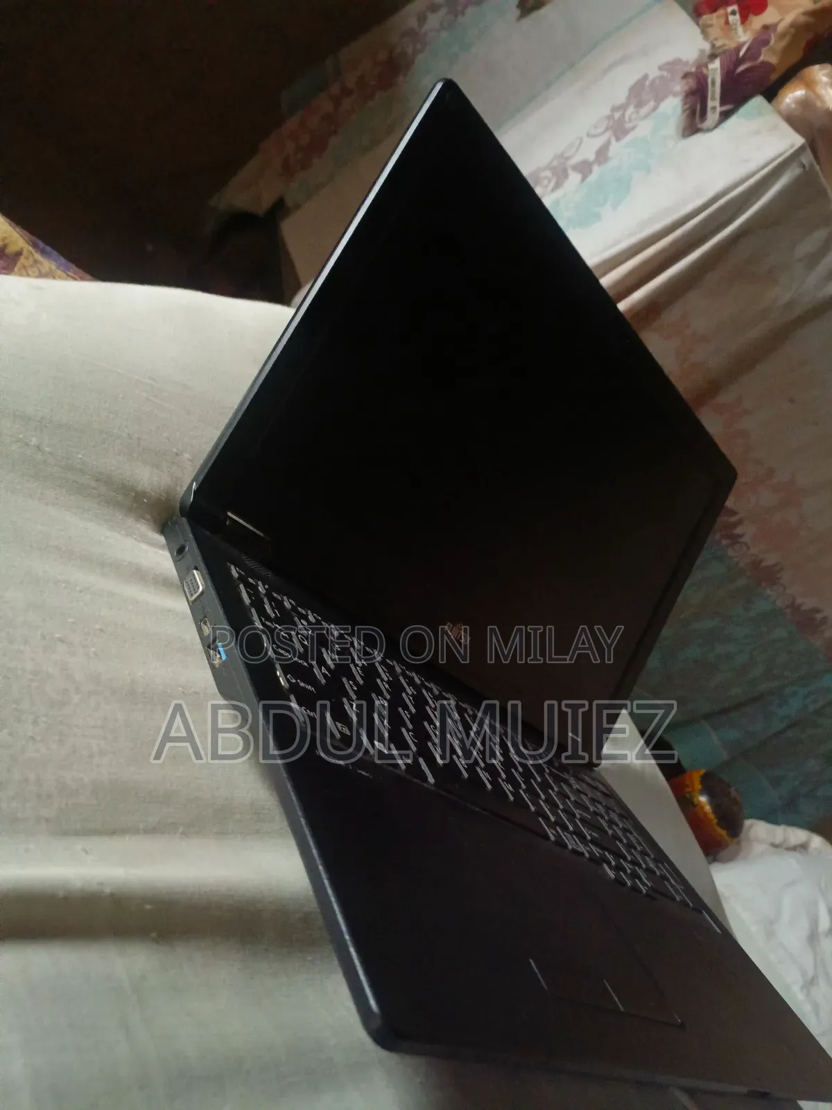 Laptop Fujitsu Lifebook E558 8GB Intel Core I5 SSD 256GB