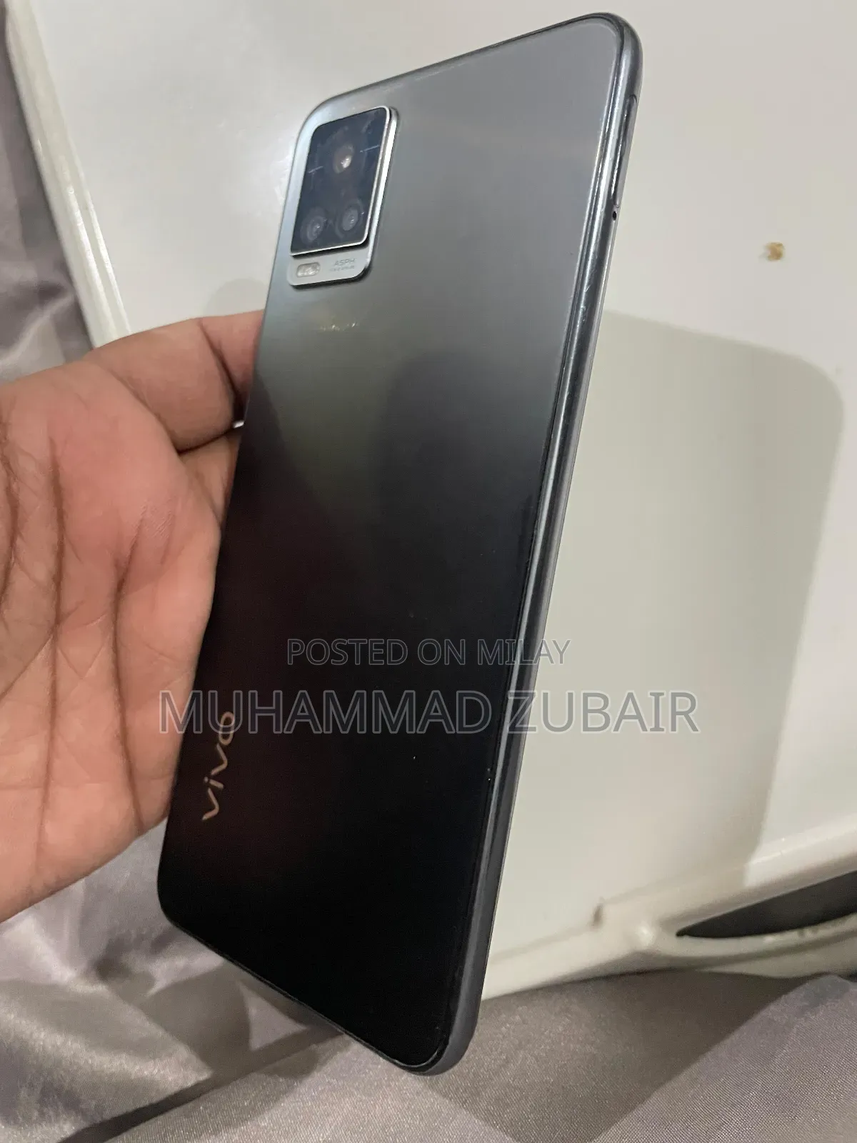 Vivo V20 128 GB Black