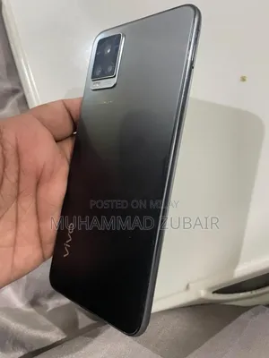 Vivo V20 128 GB Black