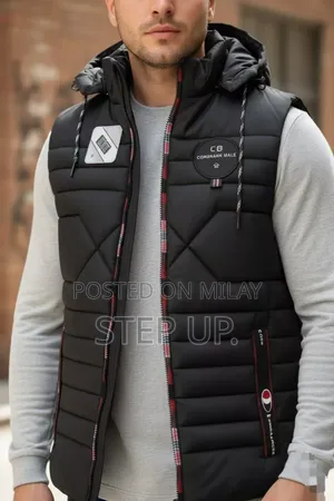 Men Parachute Sleeveless Puffers