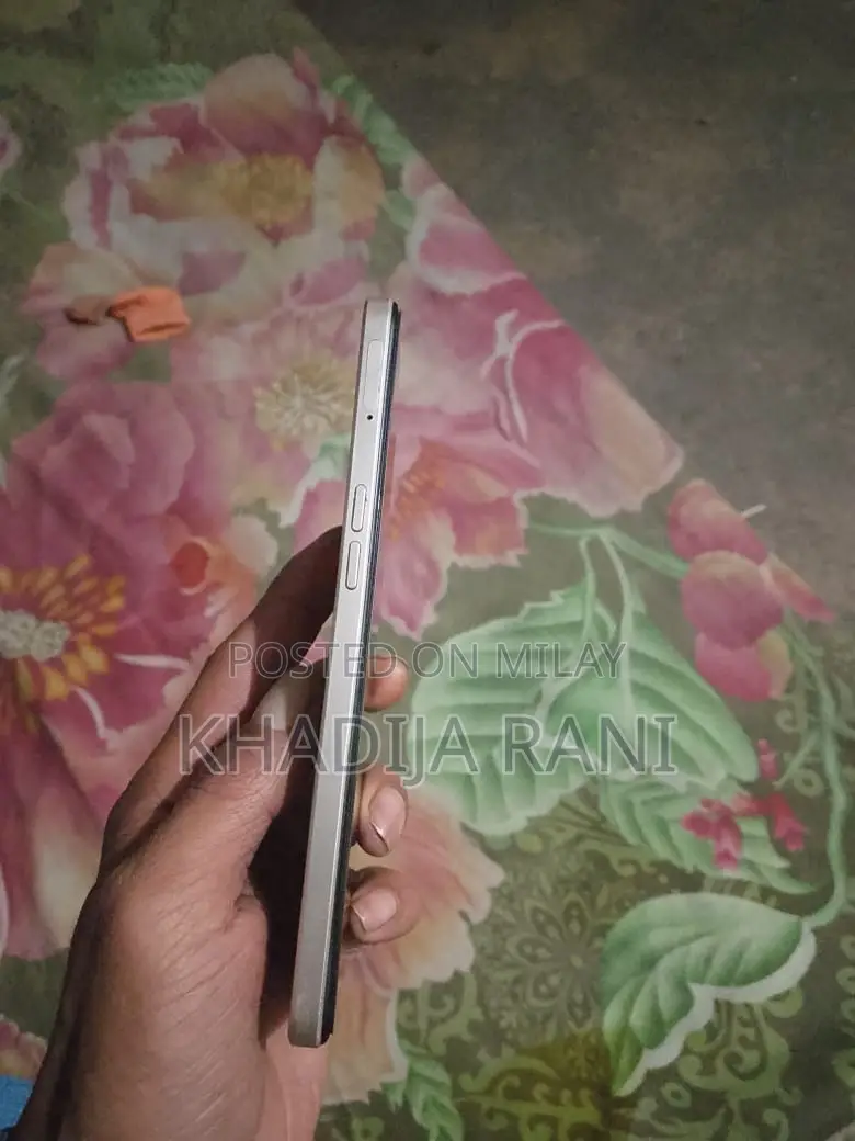 Oppo F21 Pro 5G 128 GB Orange