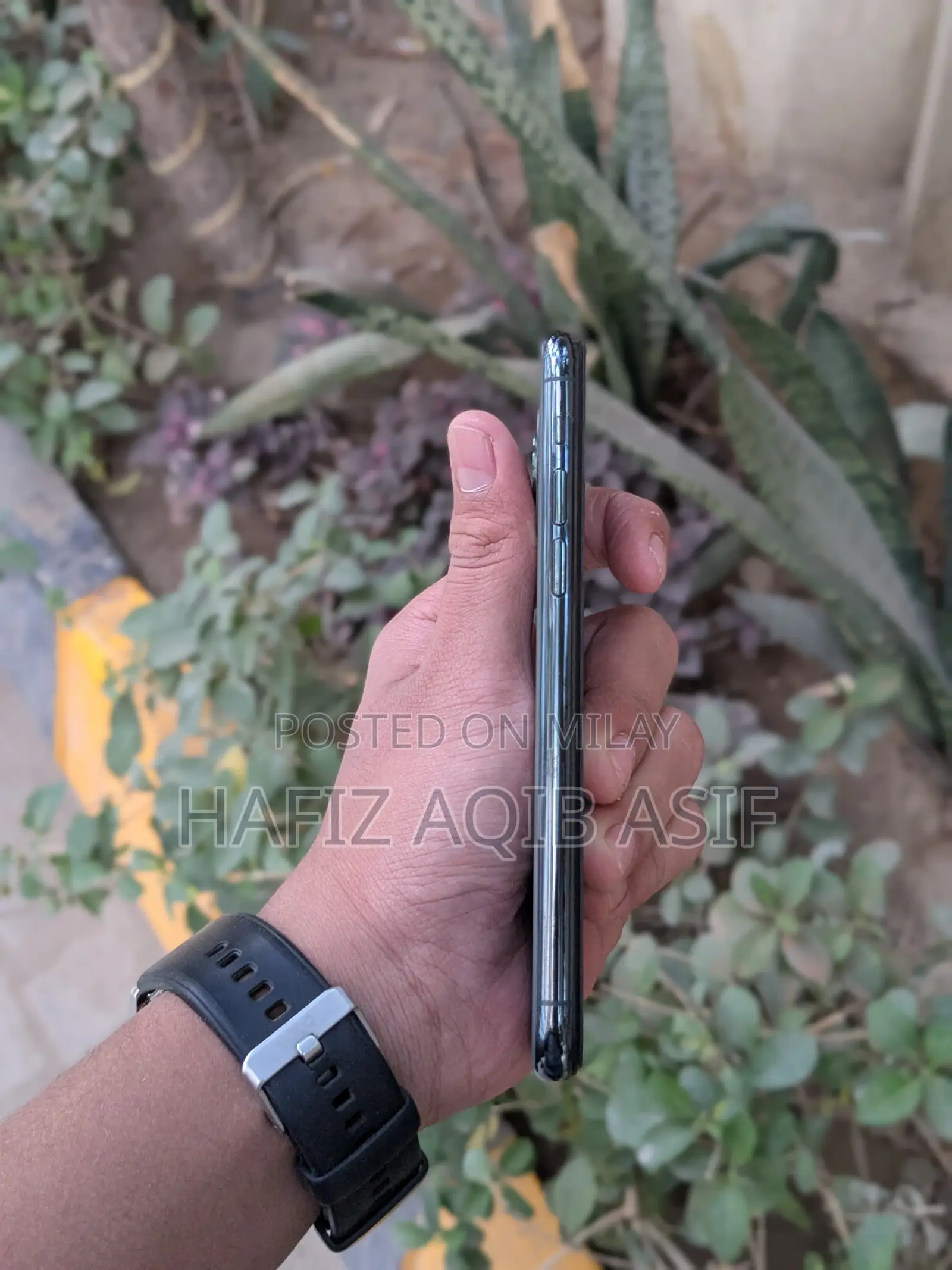 New Apple iPhone 11 Pro 256 GB Green