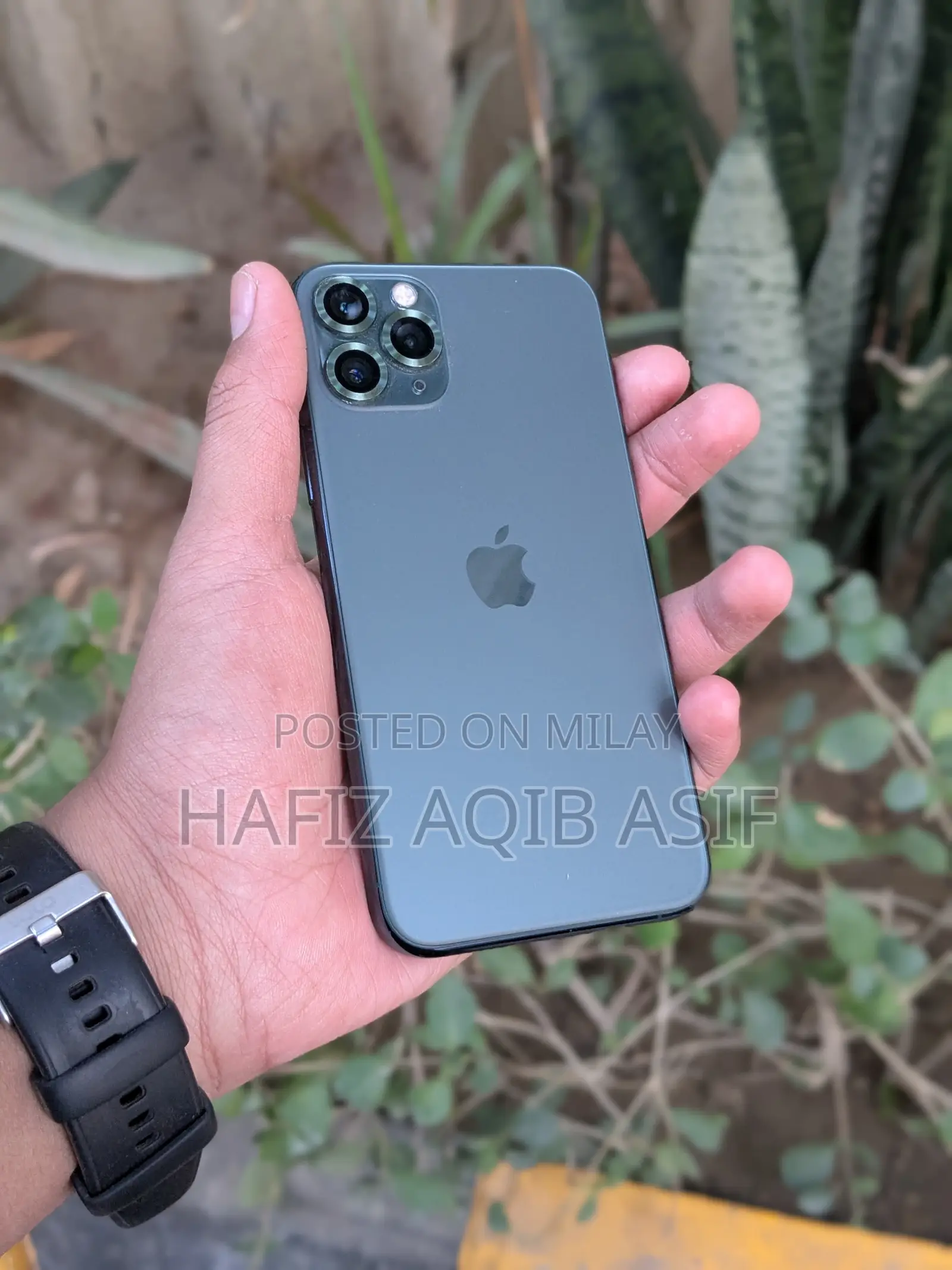 New Apple iPhone 11 Pro 256 GB Green