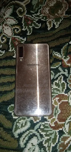 Samsung Galaxy A7 128 GB Gold