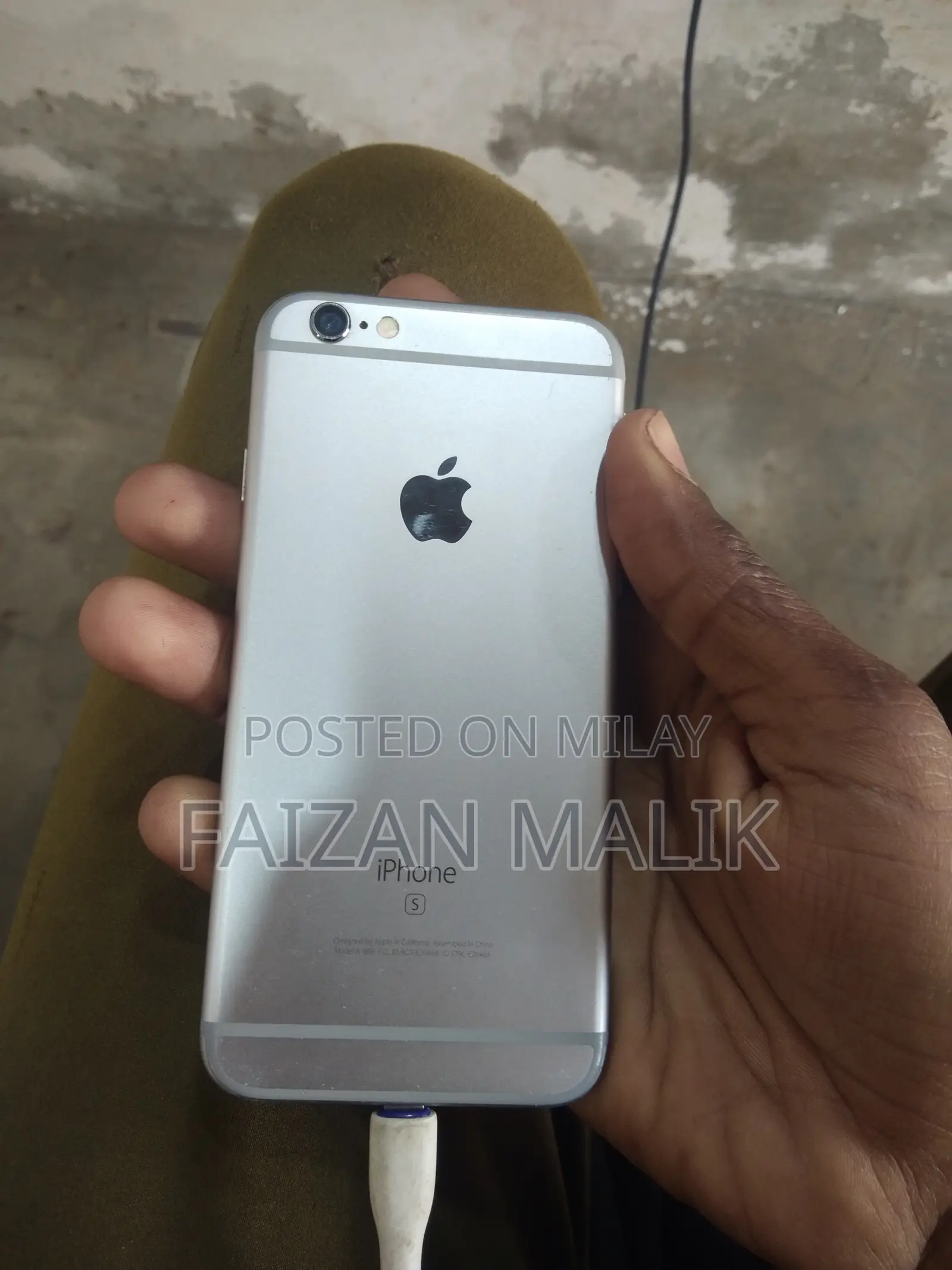 Apple iPhone 6s 128 GB Gray