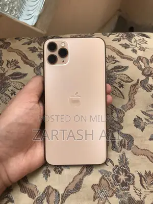 Apple iPhone 11 Pro Max 64 GB Gold