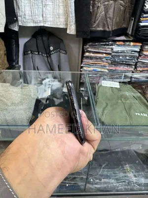 New Apple iPhone XS Max 64 GB Black