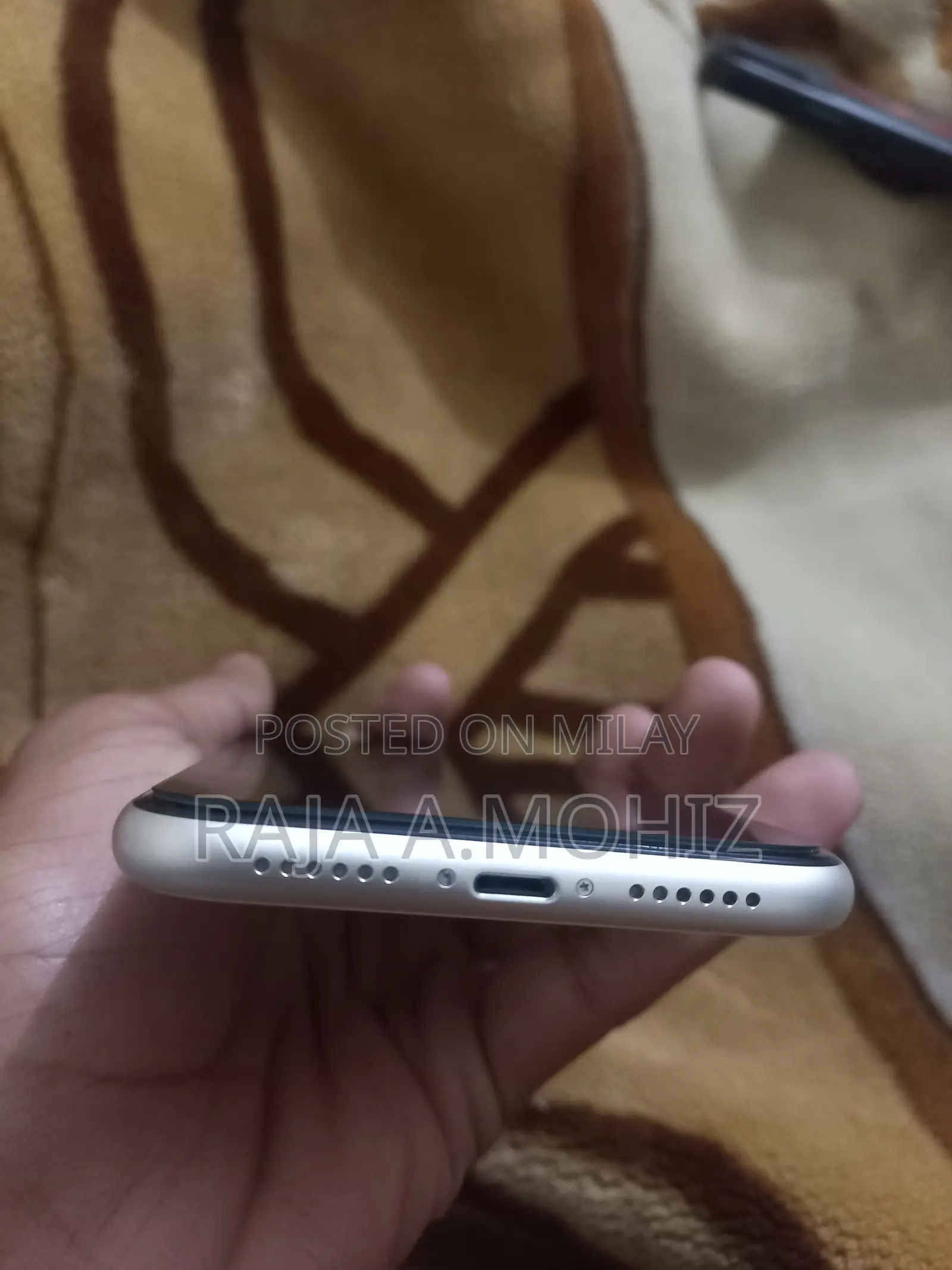 Apple iPhone 11 64 GB White