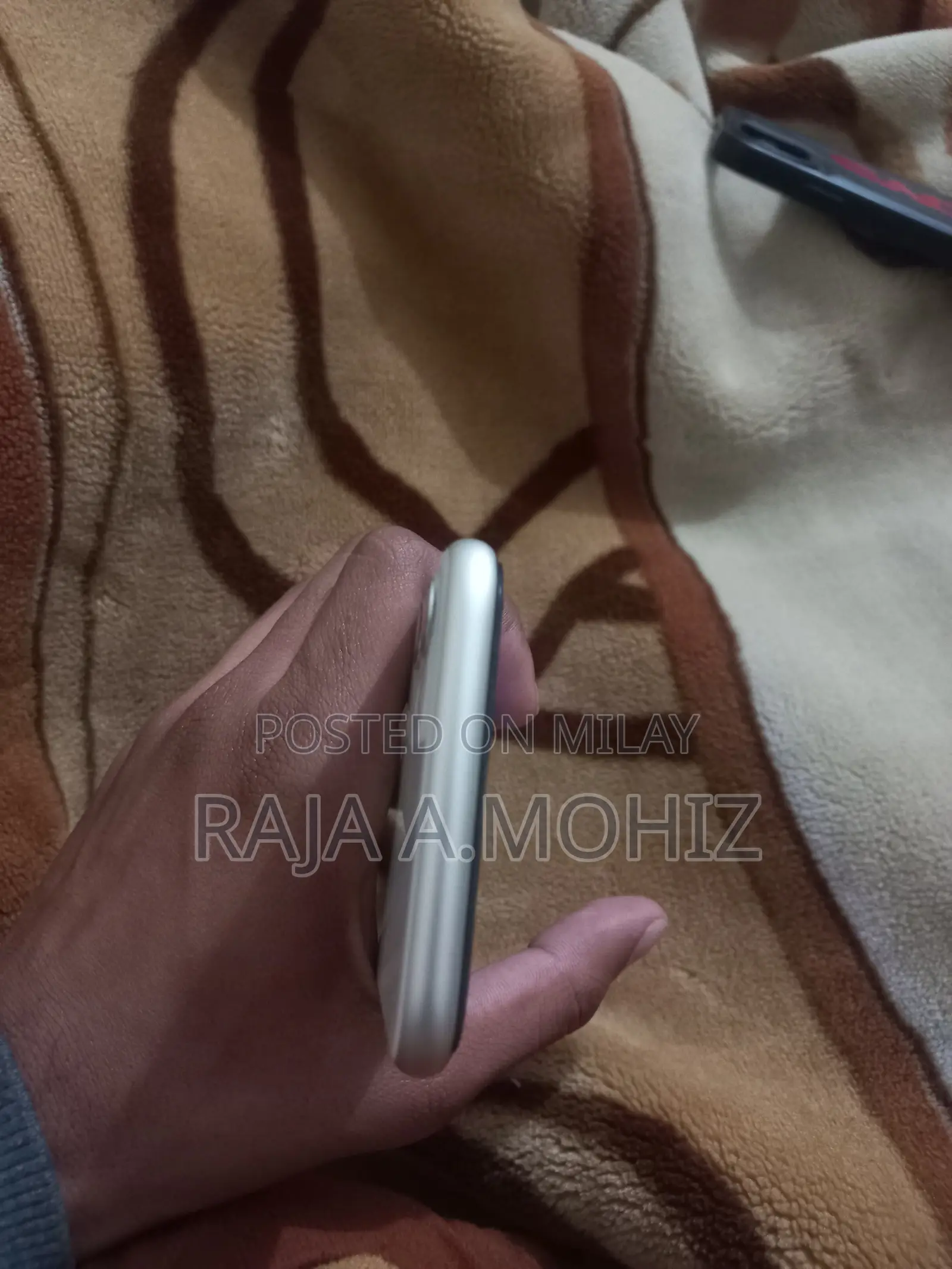 Apple iPhone 11 64 GB White