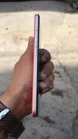 Oppo F17 128 GB Orange